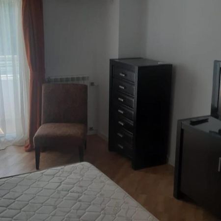 Apartament Ultracentral Piata Unirii Apartman Bukarest Kültér fotó
